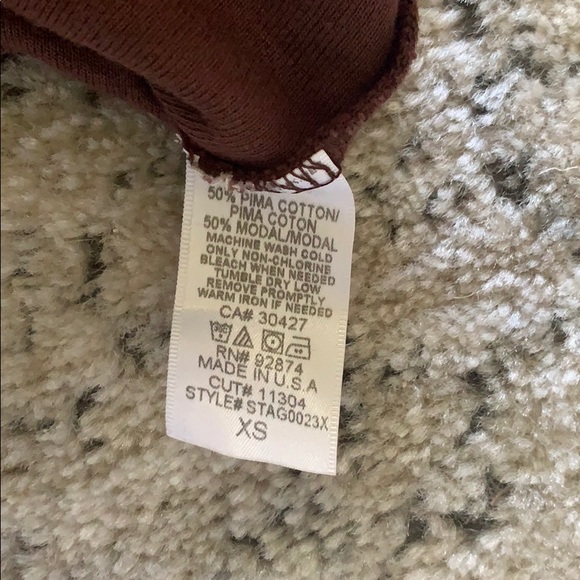 Splendid- V-Neck Long Sleeve- XSmall - Picture 5 of 5